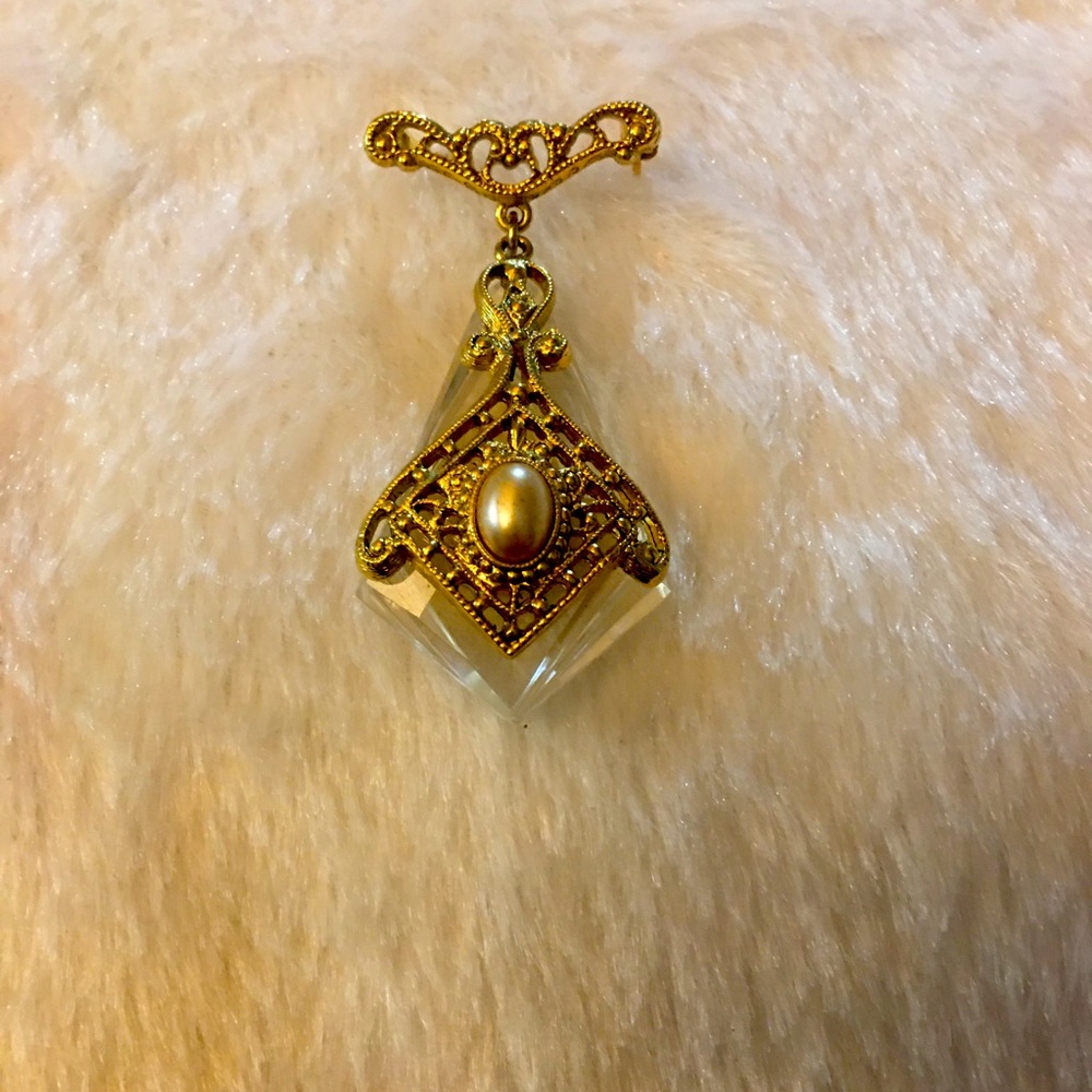 Vintage drop crystal pin